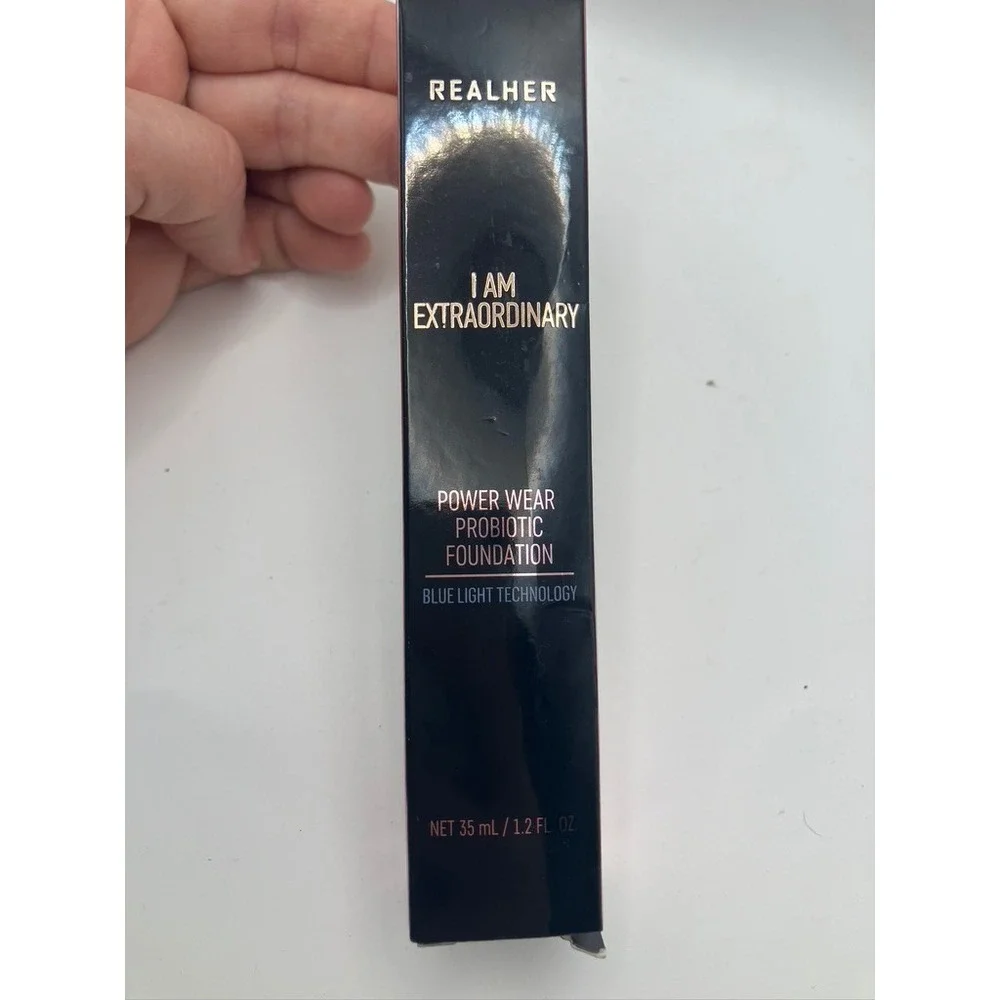 REALHER Power Wear Probiotic Foundation Womens 1.2oz I Am Extraordinary NEW